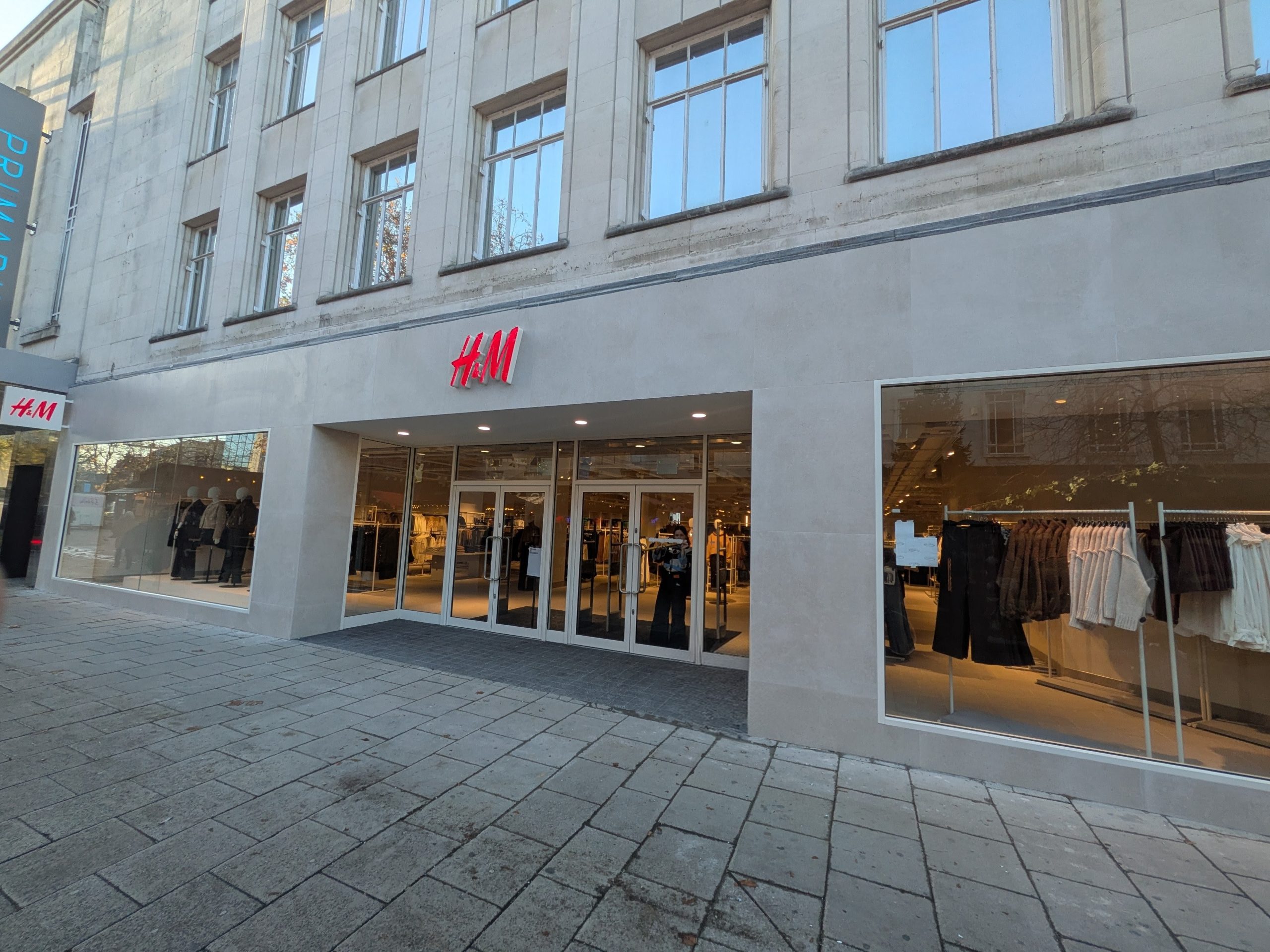 H & M in commercial Road